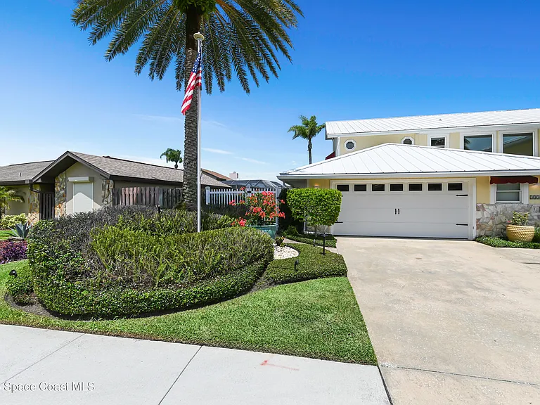 2230 Sykes Creek Dr — Photo 90