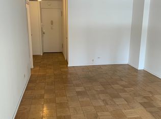 330 E 46th St APT 3M, New York, NY 10017