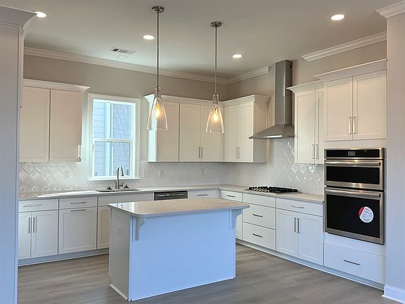 5th image of 5 Herty Dr
