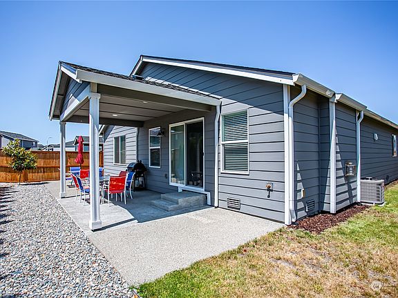 5th image of 9179 Aster Street SE