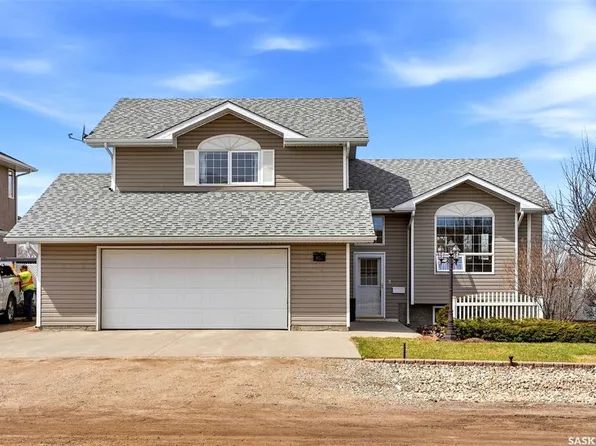 104 Park STREET, Grand Coulee, SK S4M 0A3