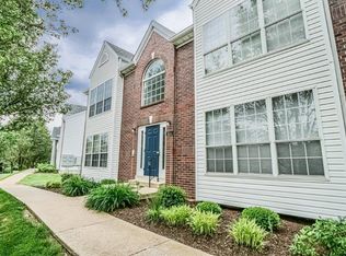 1614 Forest Springs Ln APT C, Ballwin, MO 63021