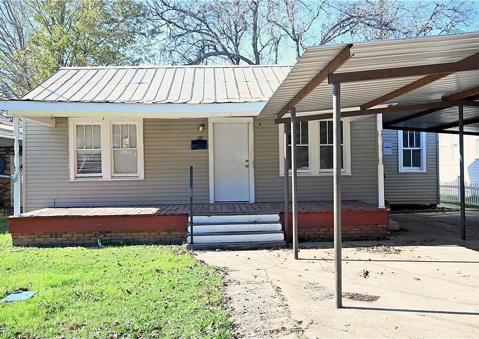 1st image of 450 Cottonport Ave