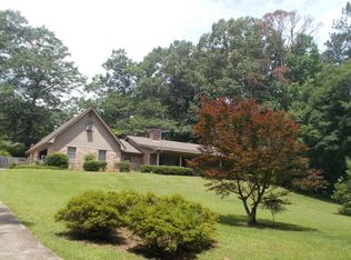 85 Lakeview Dr, Columbus, MS 39705