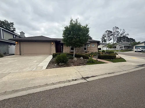 10805 Cloverfield Point Photo 1