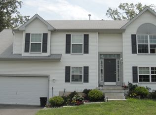 15 Bayberry Ave, Egg Harbor Township, NJ 08234