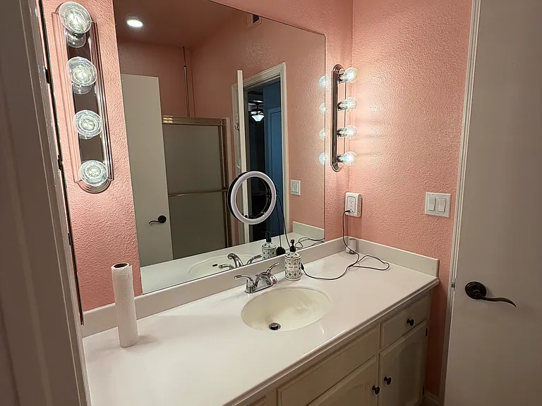 8147 N Cedar Ave #107 — Photo 7