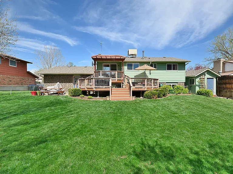 1403 Lefthand Dr — Photo 14