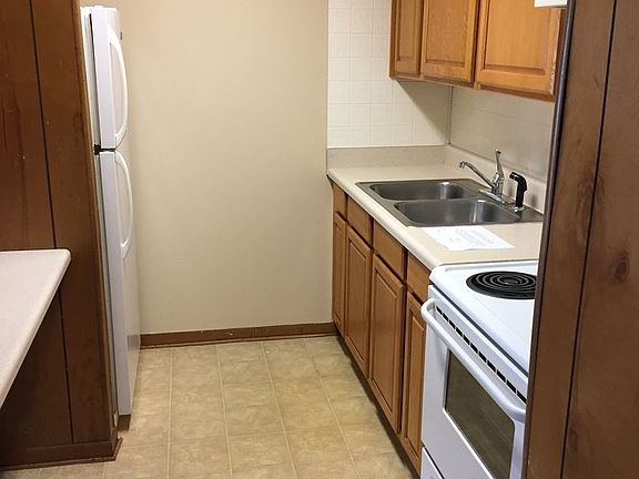 4th image of 301 E Ann St APT B3