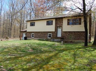 189 High Point Dr, Kunkletown, PA 18058
