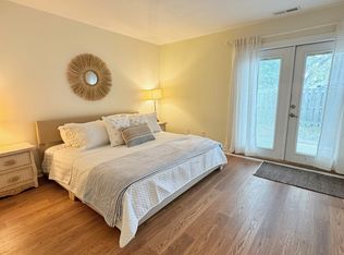 3200 Crystal Oaks Ln APT 640, Morehead City, NC 28557