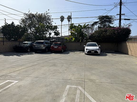 3rd image of 1638 W 207th St