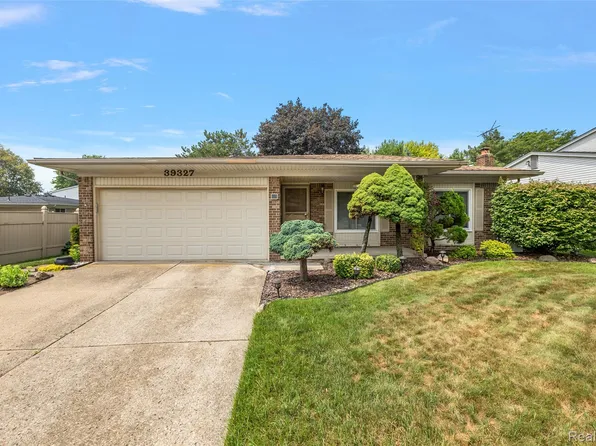 39327 Timberlane Dr, Sterling Heights, MI 48310