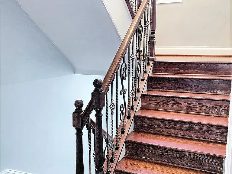 16 S Washington St #2 — Photo 5