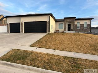 6560 E Crown Cres, Idaho Falls, ID 83406