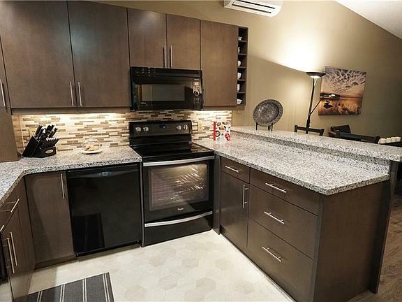 3rd image of 5 Dawson Dr #336