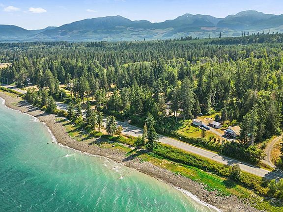 2nd image of 6249/6259 Island Hwy S
