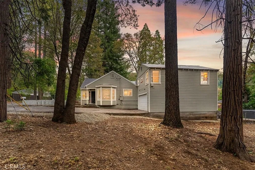 4 bed, 1645 sqft, $2,700 — Photo 3