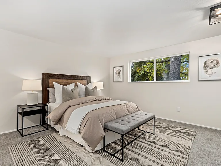 3601 NE 145th St — Photo 16