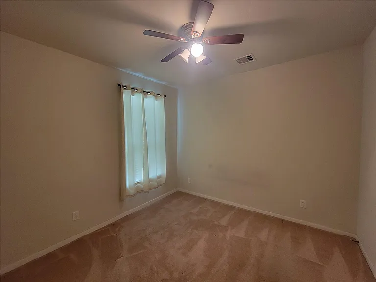 20135 Linden Spruce Ln — Photo 11