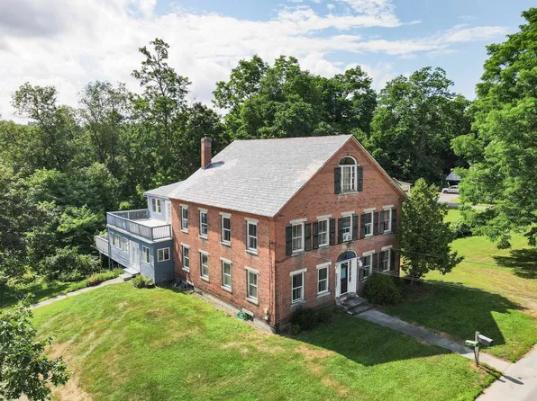46 Northfield Road, Hinsdale, NH 03451