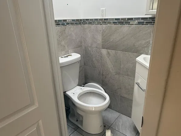 150-60 71st Avenue image 21 of 22