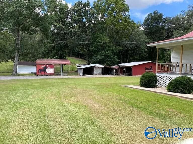 2nd image of 288 Silo Rd