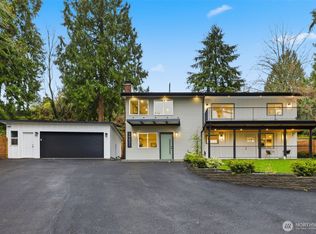19531 55th Avenue NE, Lake Forest Park, WA 98155