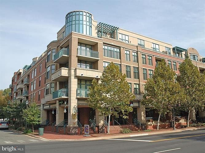 1st image of 502 W Broad St APT 513