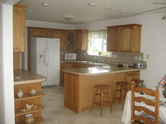 5th image of 1440 Island Dr
