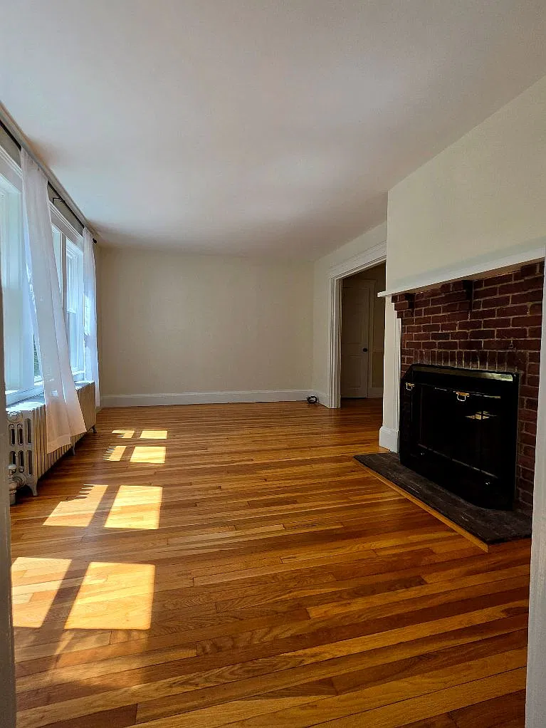 2 bed, 1319 sqft, $2,750 — Photo 4