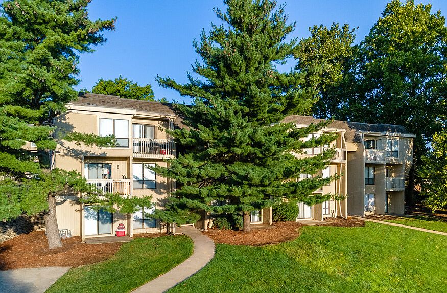 1st image of 3926 S Redwood Dr #4015F