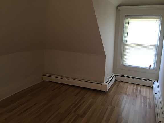 Attic Room 2