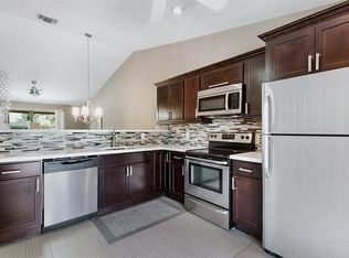 13115 Belhaven Ct APT 28, Wellington, FL 33414