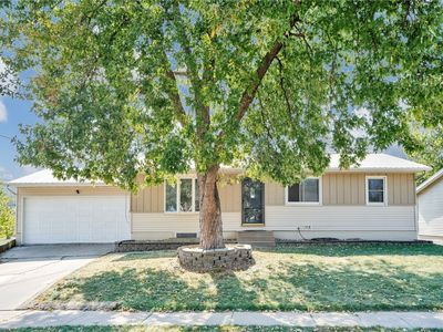 21 33rd Avenue Dr SW, Cedar Rapids, IA, 52404