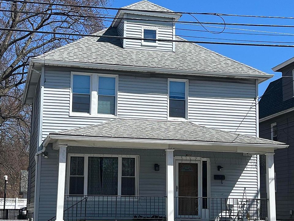 1st image of 611 Moosic St