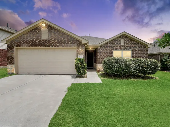 8620 Havana Dr, Texas City, TX 77591