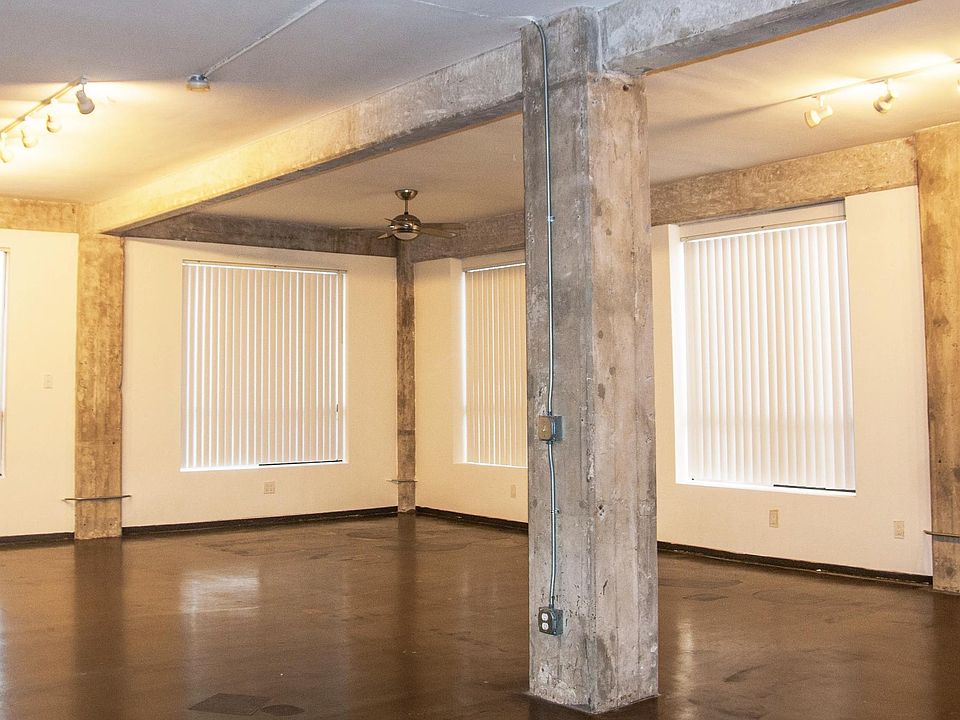 2nd image of 281 S Thomas St Unit 205
