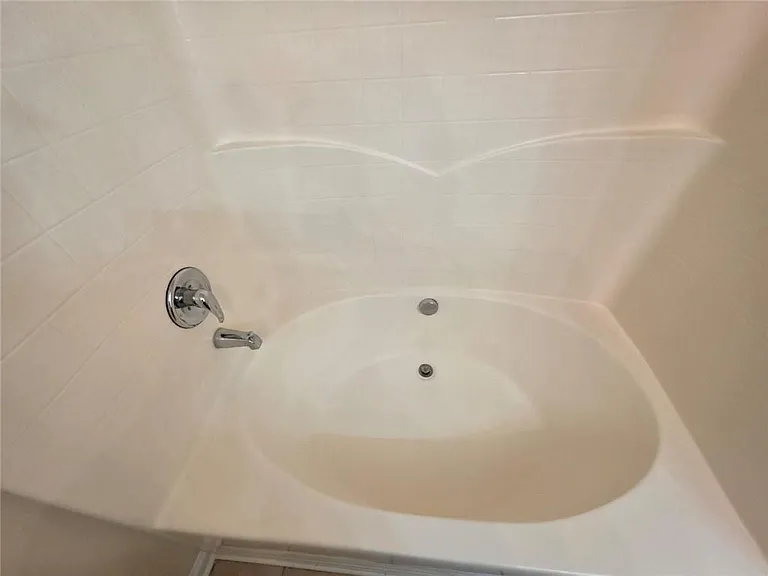 4332 Park Gate Dr #175 — Photo 16