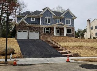 1840 N 69th St, Philadelphia, PA 19151