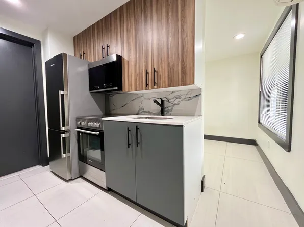 1614 Harrison St APT 11, Hollywood, FL 33020