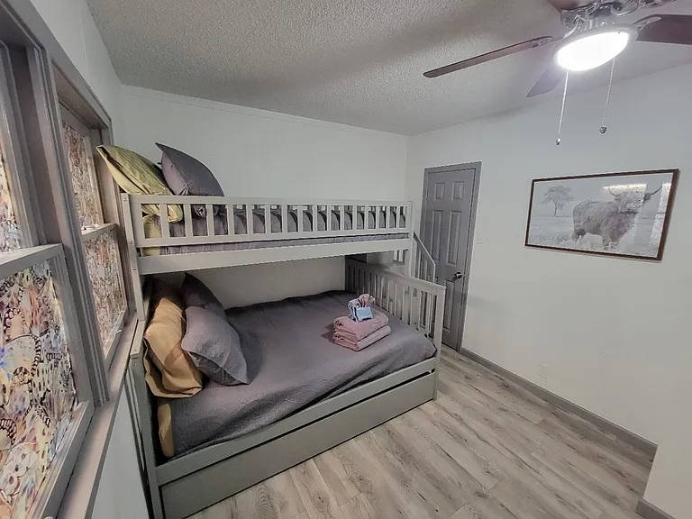 810 N Humphreys St — Photo 42