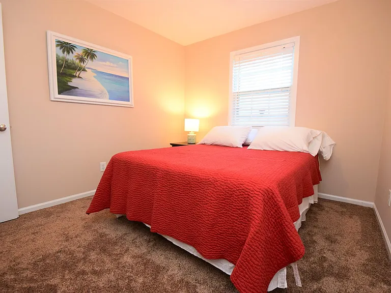 617 Plymouth Dr — Photo 9