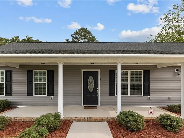 1595 Rossmore Dr — Photo 11