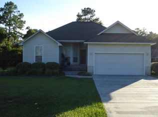 24 Calcutta St, Waverly, GA 31565