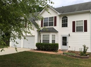 2372 Sapphire Ct, Ellenwood, GA 30294