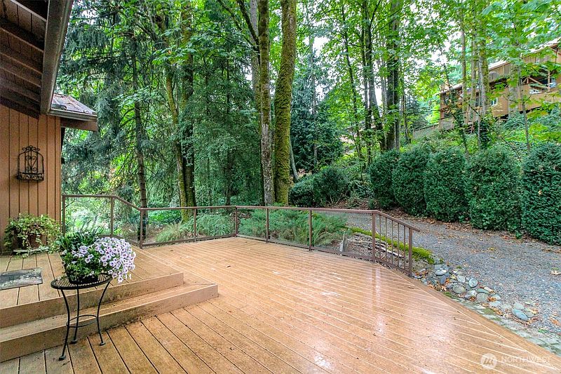 2nd image of 4917 145th Avenue SE