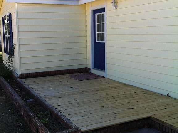 BRAND NEW WOODEN FRONT DECK
