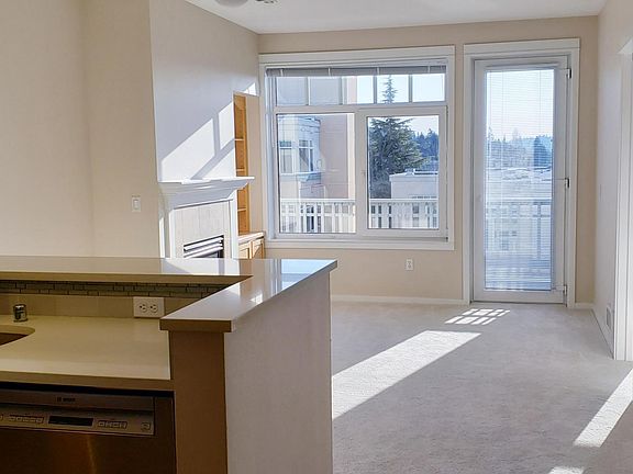 2nd image of 109 2nd St S APT 636