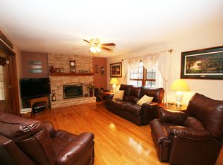 803 E Main St, Yorkville, IL 60560